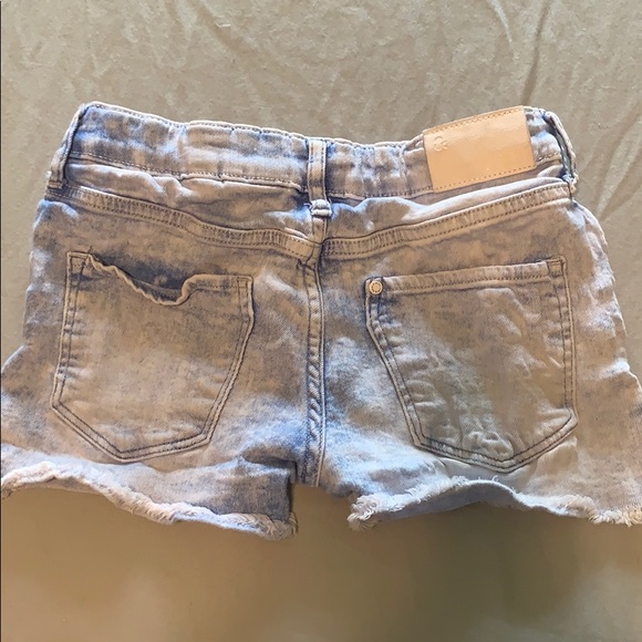 🌵Stone wash H&M shorts!! - Picture 4 of 4